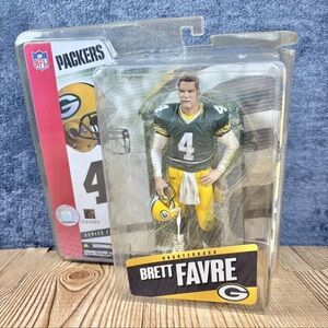 2005 McFarlane Toys Brett Favre Green Bay GB Packers NFL Series 12 RARE TOWEL